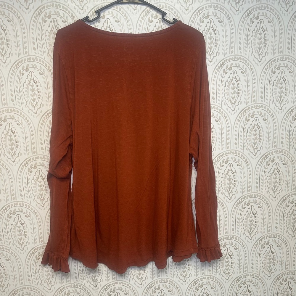 24/7 Comfort Knit Long Sleeve Top Rust Orange Ruffle Cuff Size 2 - Picture 2 of 8